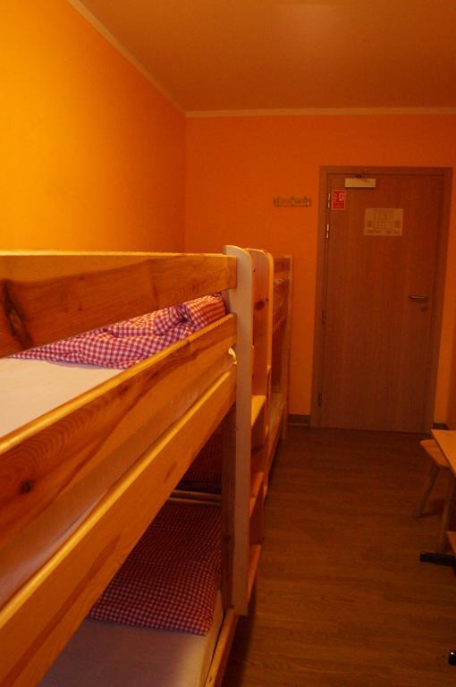 Schronisko Pttk Hala Szrenicka Hostel Szklarska Poreba Bilik gambar